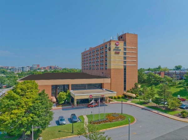 Best Western Plus Hotel And Conference Center image 1