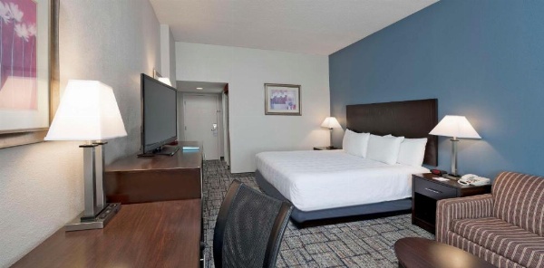 Best Western Plus Hotel And Conference Center image 12