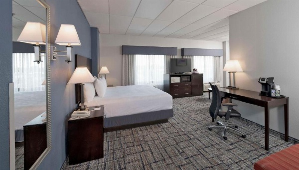 Best Western Plus Hotel And Conference Center image 13